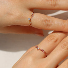 Load image into Gallery viewer, Elegant heart ring